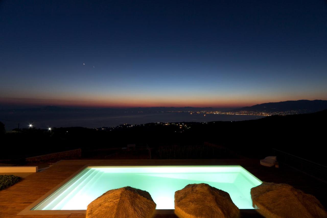 Euphoria Suites Avia Bagian luar foto