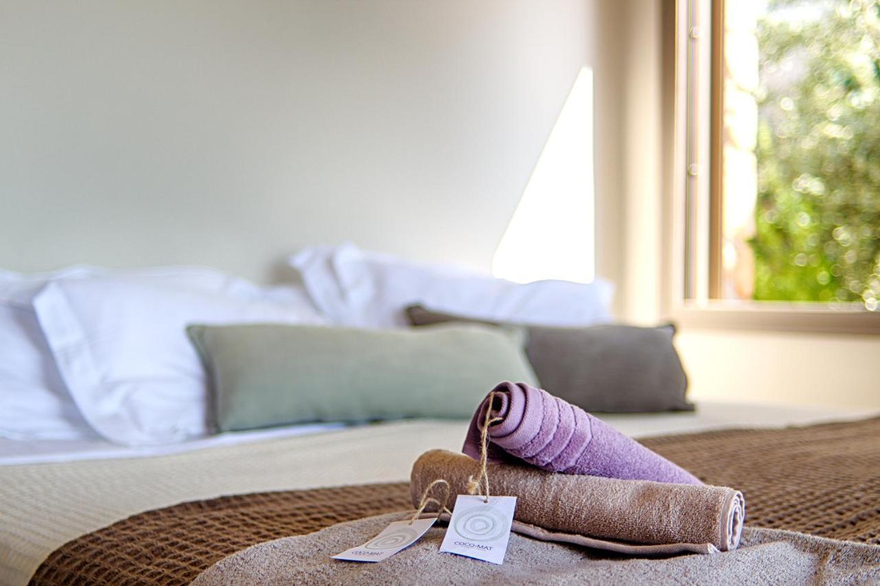 Euphoria Suites Avia Bagian luar foto